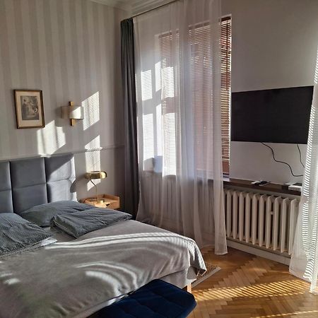 Apartament Studio Z Widokiem Na Rynek Bochnia Exterior foto