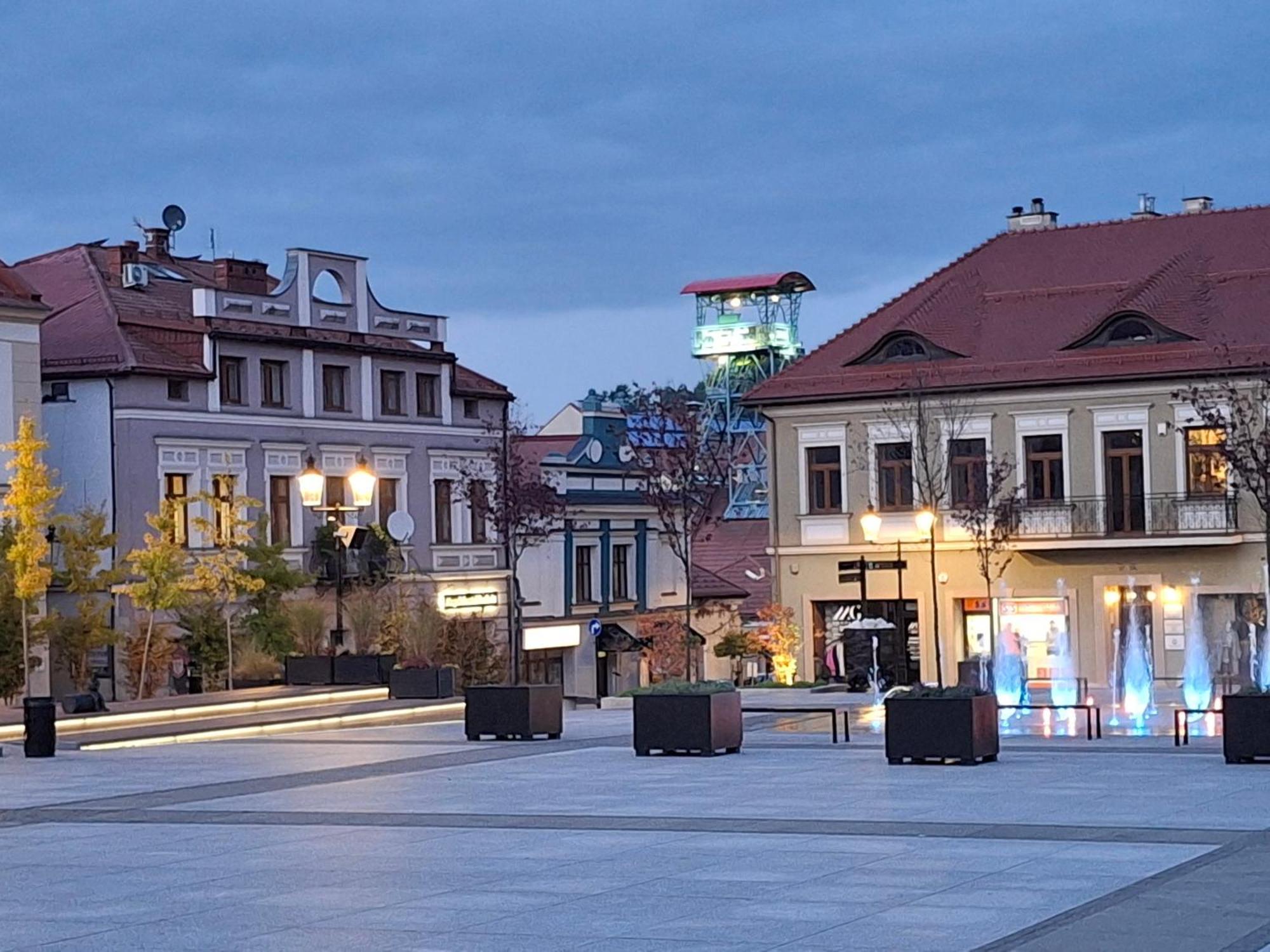 Apartament Studio Z Widokiem Na Rynek Bochnia Exterior foto