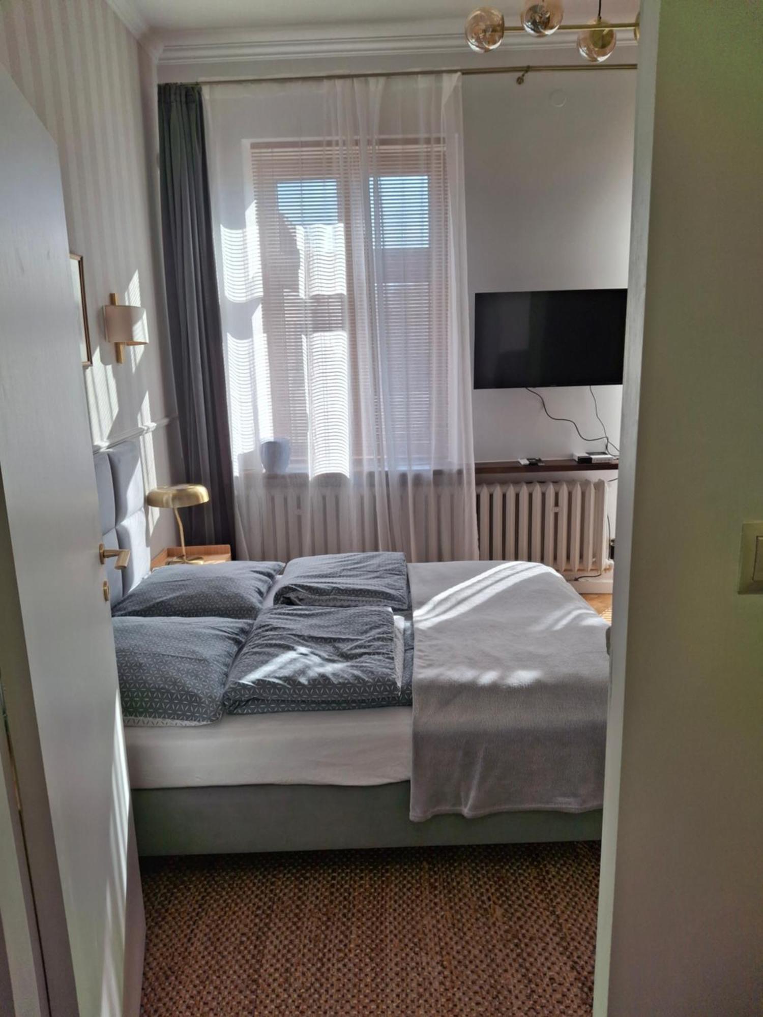 Apartament Studio Z Widokiem Na Rynek Bochnia Exterior foto